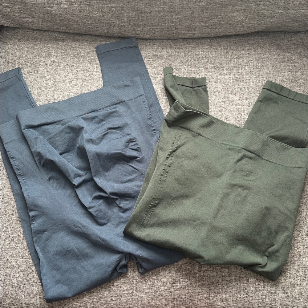 Blue and Green Maternity Leggings Set